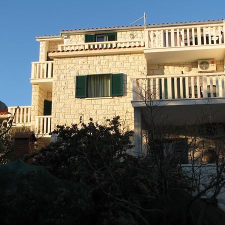 Apartments & Rooms Pierino Bol Zimmer foto