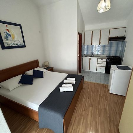 Apartments & Rooms Pierino Bol Exterior foto