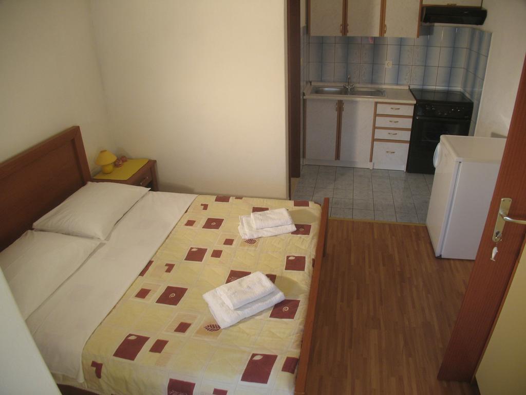 Apartments & Rooms Pierino Bol Exterior foto
