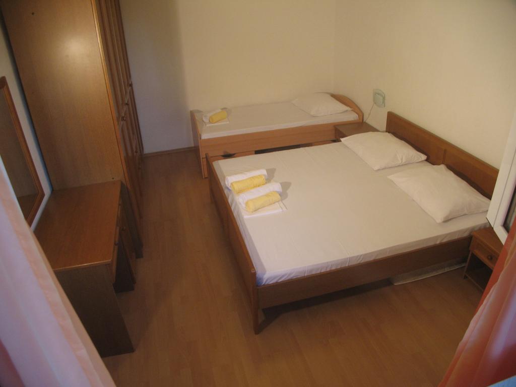 Apartments & Rooms Pierino Bol Exterior foto