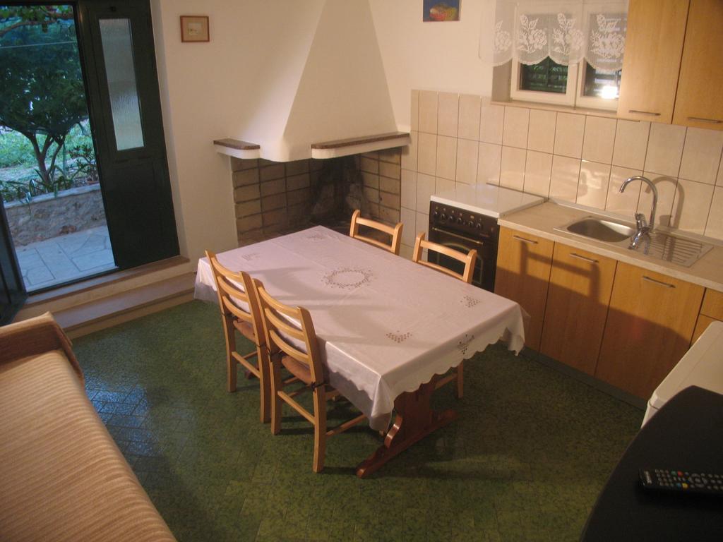 Apartments & Rooms Pierino Bol Exterior foto